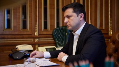 Az ukrán állam már fegyvereket oszt a lakosságnak