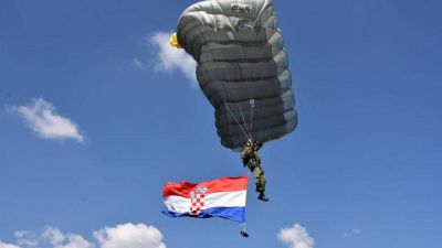 Eléggé megingatta a horvát jobboldali kormányfőt az EP-választás