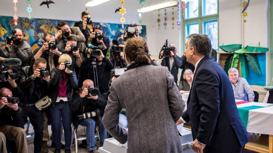 A magyarok alig harmada tartja demokráciának Magyarországot