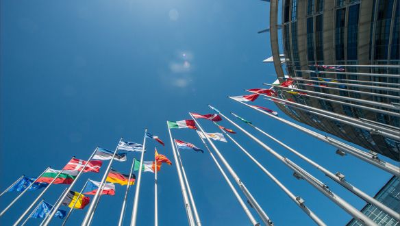 Egy asztalhoz ül Szerbia és Koszovó