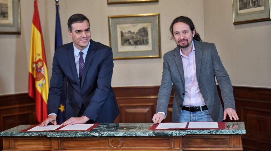 Egy szavazaton múlott, de átment az új spanyol kormány, hatalomra került a szélsőbal