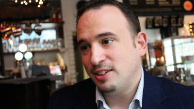 Aki belenyúl a közösbe, annak levágjuk a kezét! Dorosz Dávid főpolgármester-helyettes az Azonnalinak