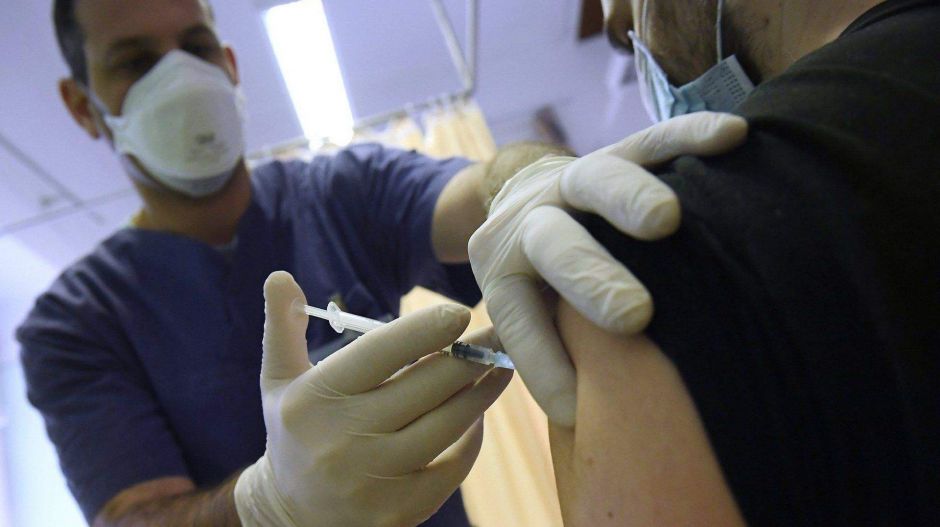 Müller Cecília már nagyon oltana a kínai vakcinával, megérkezett az alkalmazási előírás is 