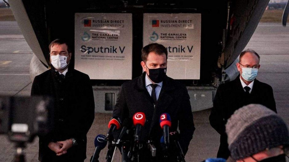 Szlovákia is elkezd oltani a Szputnyikkal
