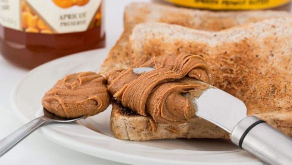 Az EU visszavág: jönnek a büntetővámok az amerikai mogyoróvajra és motorbiciklire