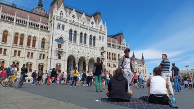 Feljelentést tesz a PV, szerintük Parragh és kamara több mint kétmilliárd forinttal tartoznak a katásoknak