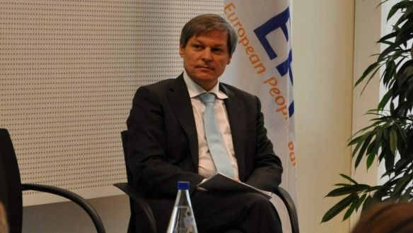 Román vezetője lehet Macronék EP-frakciójának