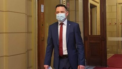 Helló, 2021: Jobbikos jelölt mögé áll be a DK a dunaújvárosi előválasztáson