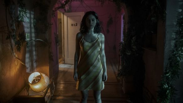 Lakossági David Lynch öncélú gusztustalanságokkal és tömör me too-val