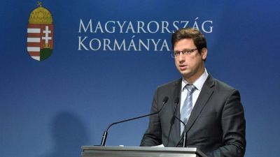 Gulyás beszólt Lázárnak a dohányzás betiltása kapcsán