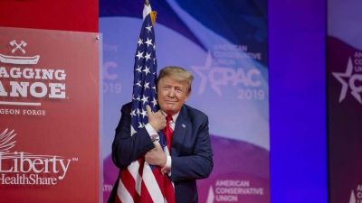 Bármi is történjen Trumppal, az elnökválasztás elhalasztására nincs reális esély