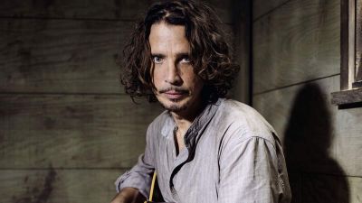 Beperelték Chris Cornell orvosát az énekes öngyilkossága miatt
