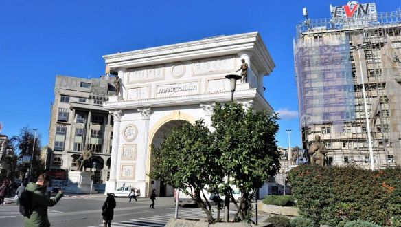 Politikai alku áll Gruevszki szökése mögött, ezt gondolják a macedónok