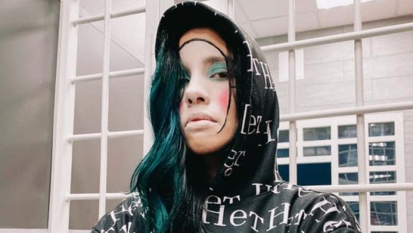 Jól beolvasott az „öntelt Nyugatnak” a háború miatt a Pussy Riot énekesnője