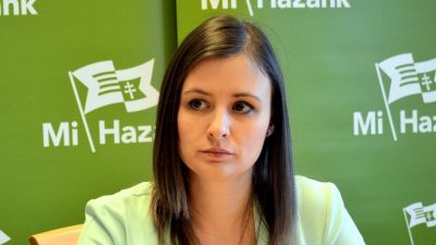 Két hét után kiderült: nyomoz a rendőrség az este 8 után futó Dúró Dóra ügyében