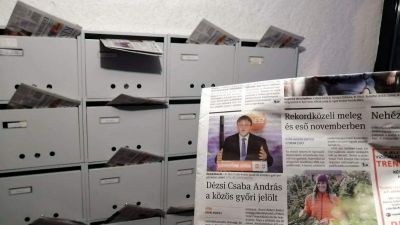 Dézsi miatt ma az is ingyen kapta a Kisalföldet Győrben, aki nem előfizető
