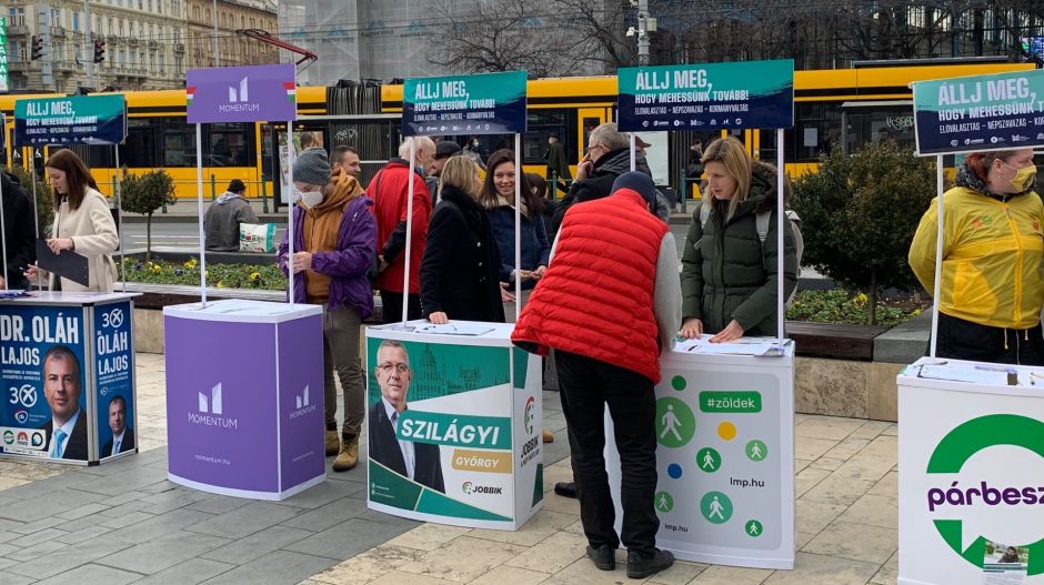Ezért is futhat ki az ellenzék az időből a Fudan-népszavazással