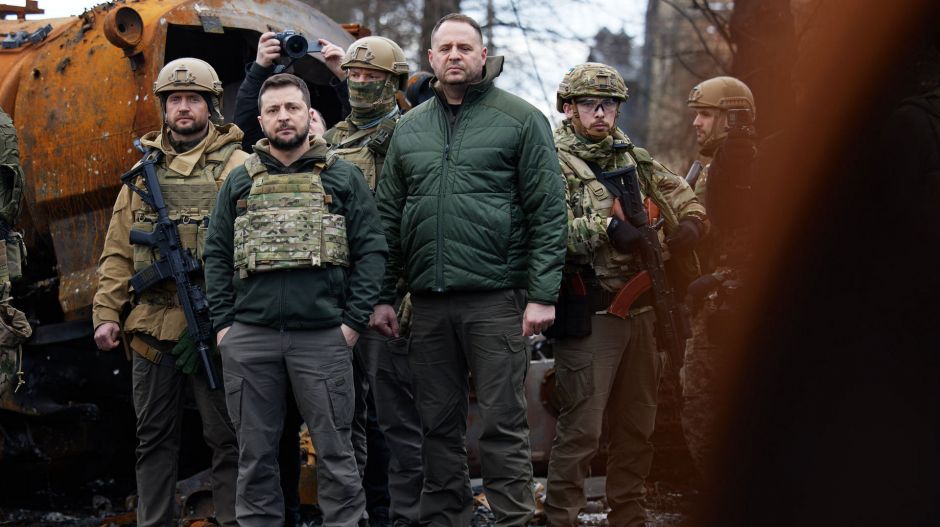 A bucsai mészárlás képeivel sokkolta Zelenszkij a román parlament tagjait