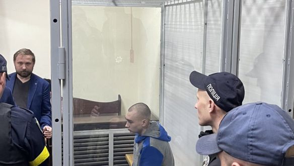 Bocsánatot kért az özvegytől a 21 éves orosz katona a bíróságon