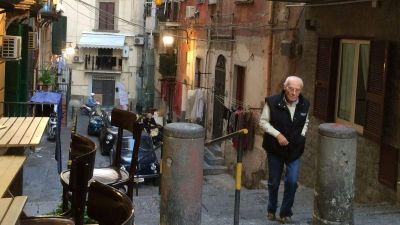 A nápolyi zavargások elérték a céljukat: enyhülnek a korlátozások