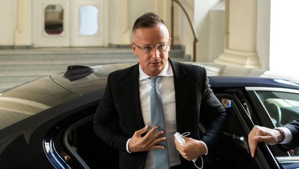 Szlovák közlekedési államtitkár: Szijjártó poénkodni szokott rajtunk a Pozsony-Kassa autópálya miatt