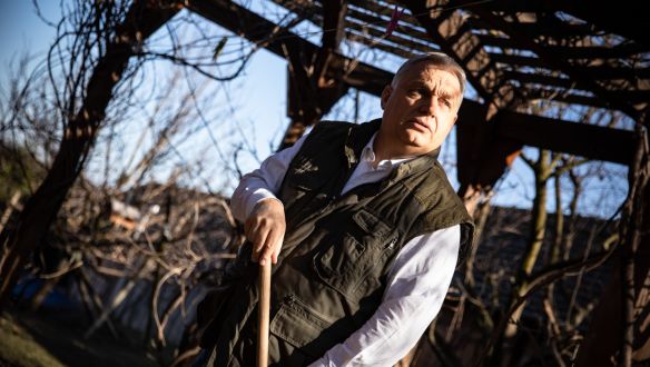 Korábban maga Orbán nevezte kockázatosnak az árbefagyasztást, amit szerdán meglépett