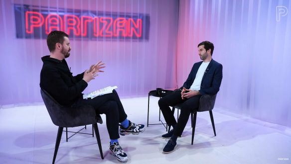 Kicsit kiakadtak a Momentumban a Partizán Fekete-Győr-interjúján