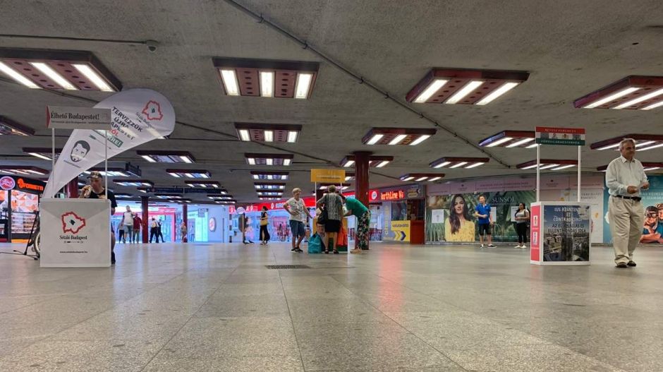 Mi az a dzsentrifikáció? Hol maradjon az autóm? És hova tűnt a Fidesz? Itt a budapesti standkörkép!
