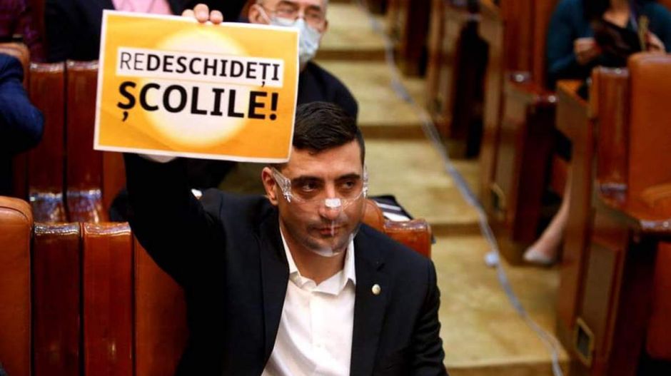 15 százalékra mérik már a magyarellenes-ortodox szélsőjobbos román pártot