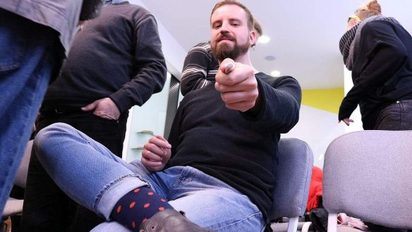 Gulyás Márton zoknit villant az Azonnalin!