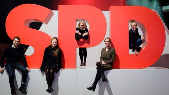 Szigorúbb bevándorláspolitika? Szakítani Merkellel? Ilyen tanácstalan rég volt a német baloldal