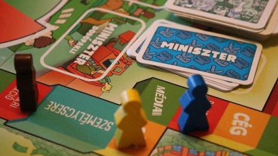 Épp olyan korrupt szemétláda lehetsz végre játékban, mint egy igazi politikus!