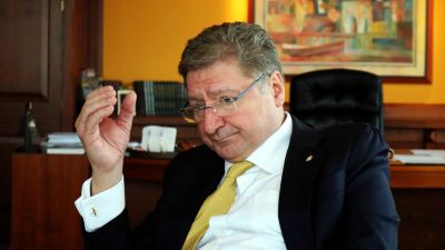 Parragh László az Azonnalinak: Napi 15-20 milliárd forintba kerül a válság