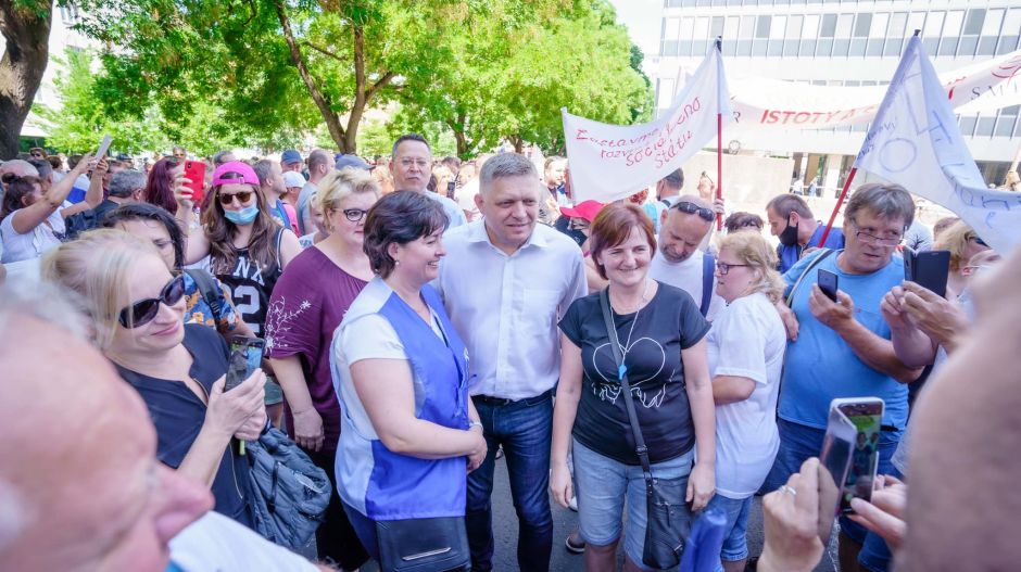 Akár már kedden letartóztathatják Robert Fico volt szlovák kormányfőt