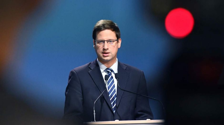 Gulyás Gergely az Azonnalinak: Megerősödött a kormány bizalma Palkovicsban
