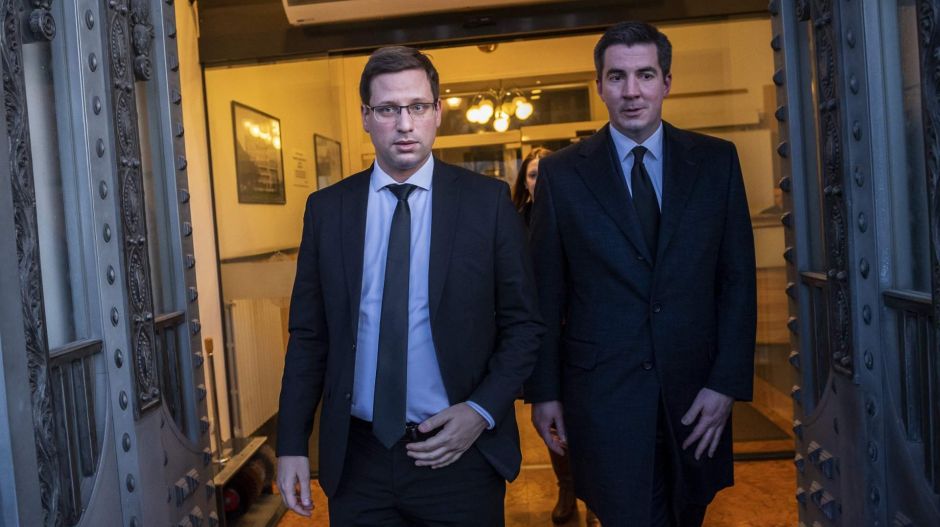 Gulyás Gergely az Azonnalinak: Olyan nincs, hogy felhatalmazási törvény!
