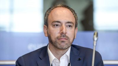 Trócsányi meg is köszönhetné a döntésünket! Az EP jogi szakbizottságának alelnöke az Azonnalinak