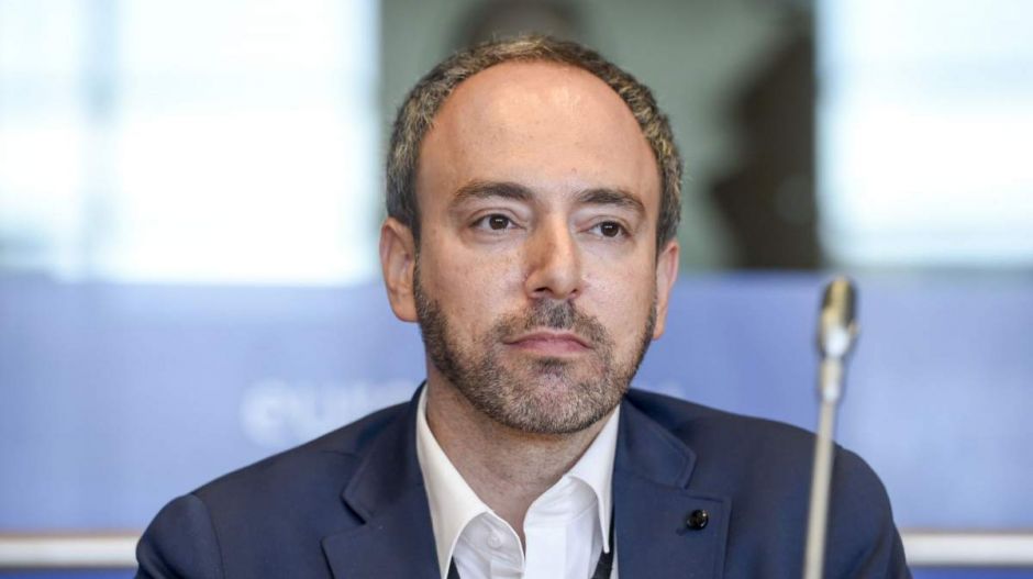 Trócsányi meg is köszönhetné a döntésünket! Az EP jogi szakbizottságának alelnöke az Azonnalinak