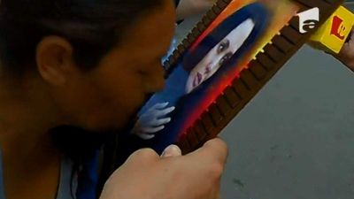 Mi köze Szent Angelina Jolie-nak a román kanyarójárványhoz?