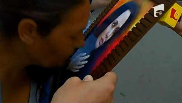 Mi köze Szent Angelina Jolie-nak a román kanyarójárványhoz?