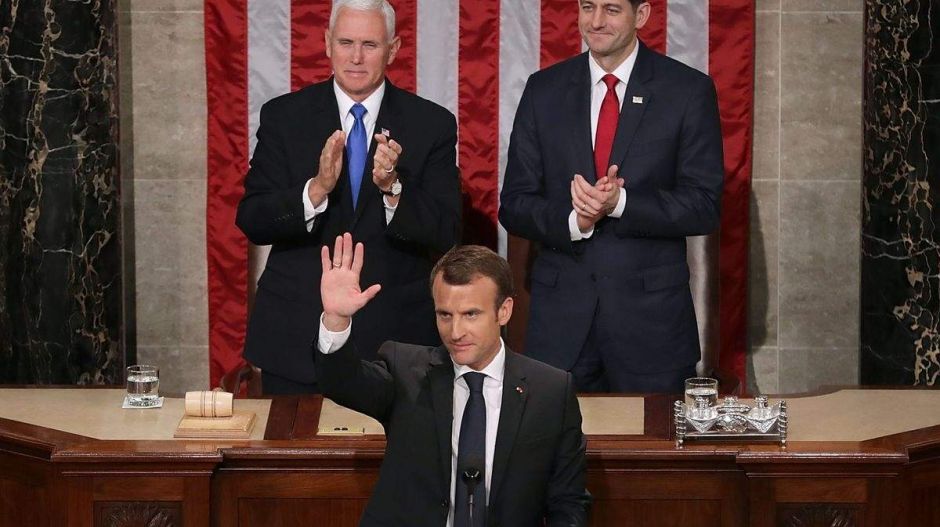 Új világrend alakul: Macron megnyerte magának az amerikai kongresszust