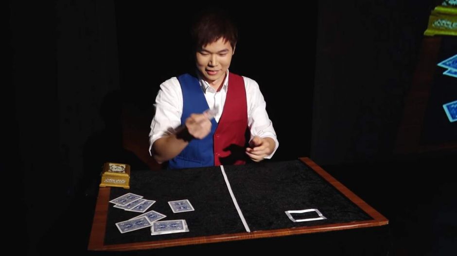 Ettől a kínai (világbajnok) bűvésztől el fogod dobni az agyad!