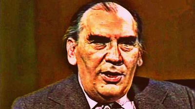 Száz éve született a rímhányó Romhányi