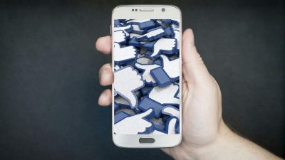 Hárommillió felhasználót vesztett a Facebook az Európai Unióban