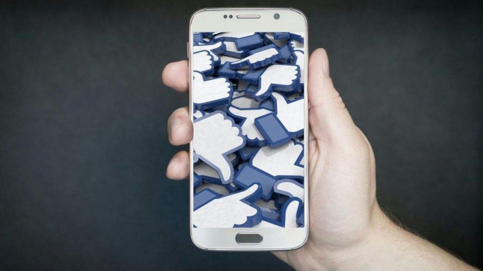 Hárommillió felhasználót vesztett a Facebook az Európai Unióban